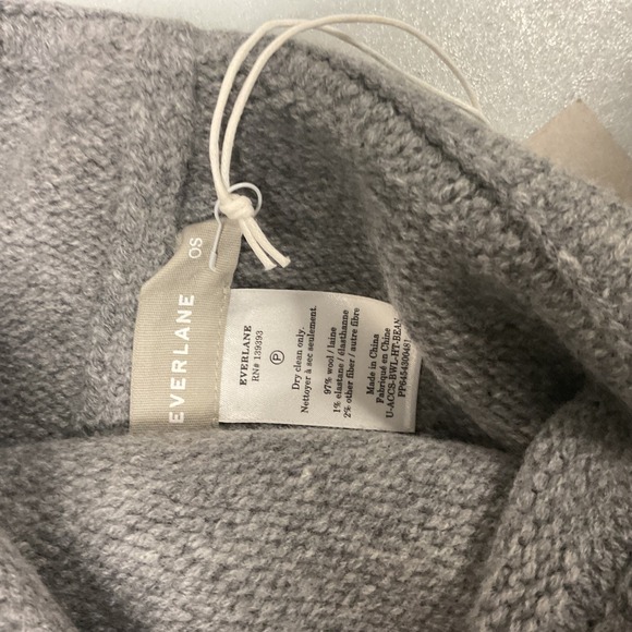 NWT Everlane Ribbed Knit Beanie Hat OS Grey Wool‎ Blend Warm Winter - Picture 3 of 5